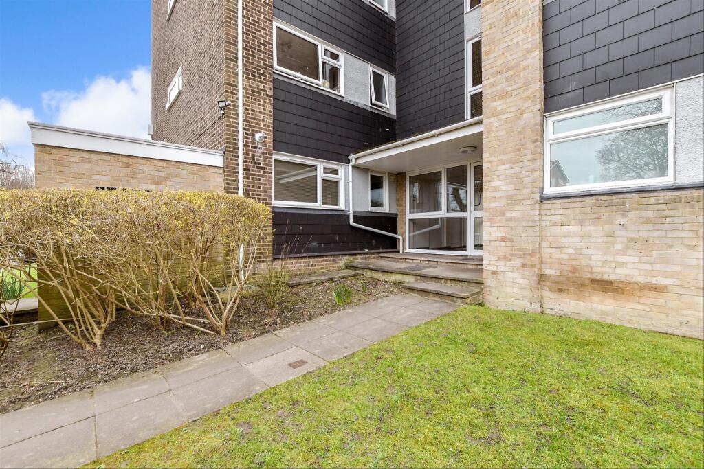 External Lifestyle Photograph