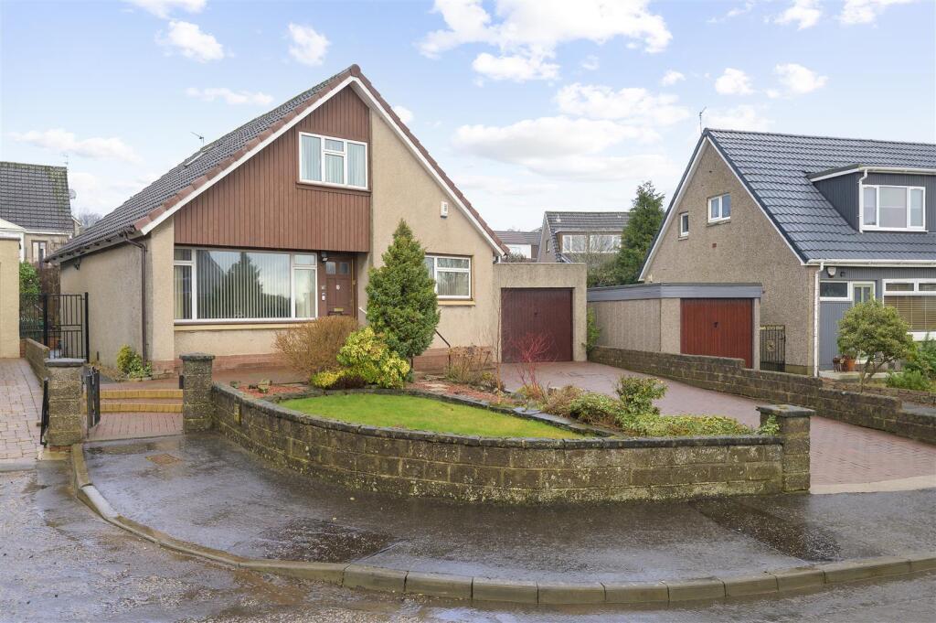 16BogwoodDrive002.jpg
