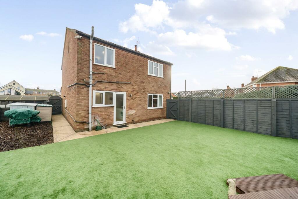 REAR OF THE PROPERTY.jpg