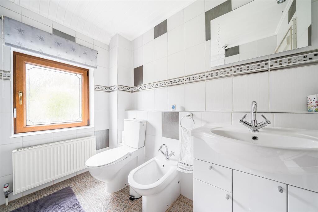Family bathroom