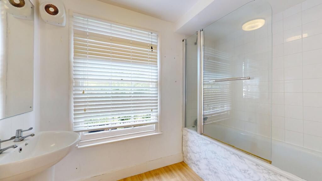 Upper Flat, 53 Grayshott Road, Battersea, London, SW11 5TS