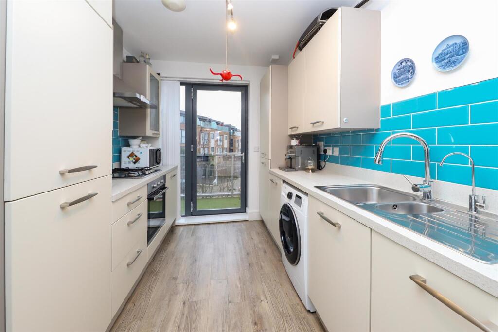 88 Churchill Road (11) copy.jpg