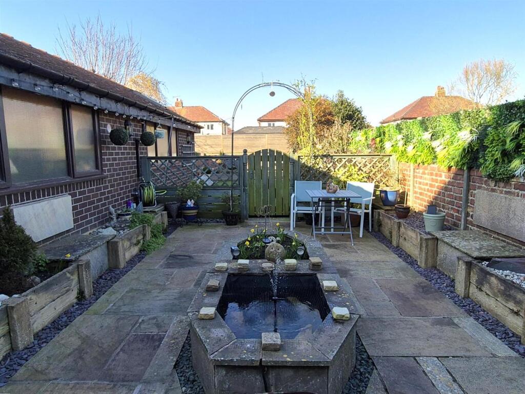 Mayfield Rd, 121, outside 2 new 1.jpg