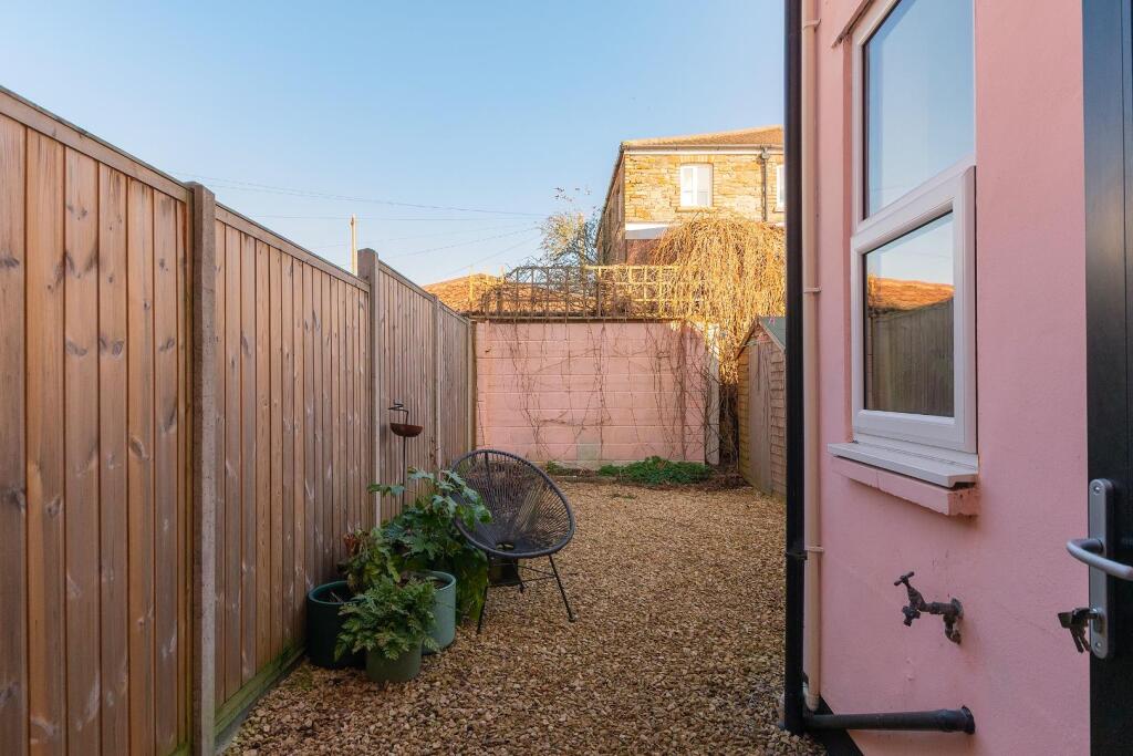 0W9SAN - External E.jpg