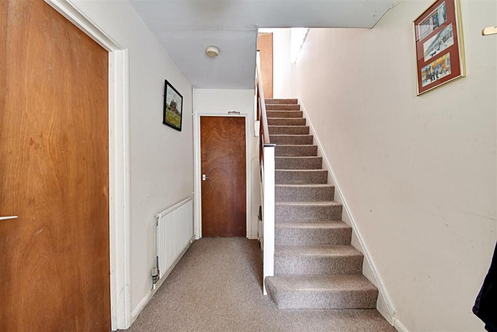 Hall.jpg