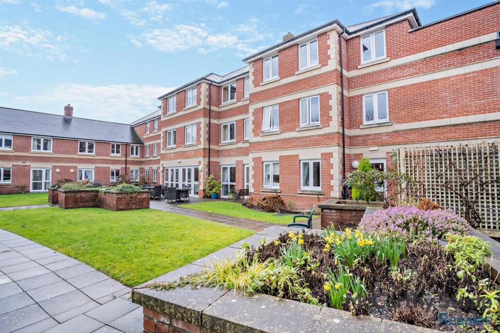 Thomas Court