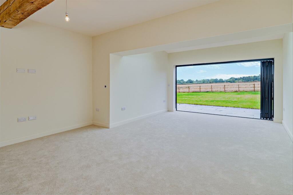 8619361-Stills-interior10(1)-V2-800.jpg