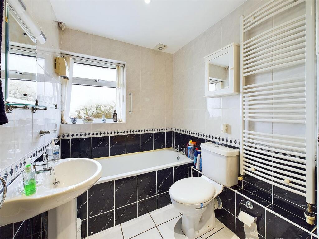 Family bathroom