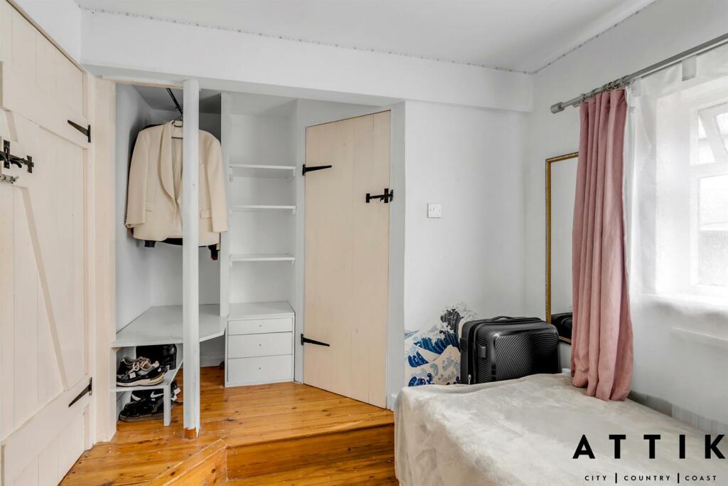 92 London Road, Halesworth, IP19 8LS (4).jpg