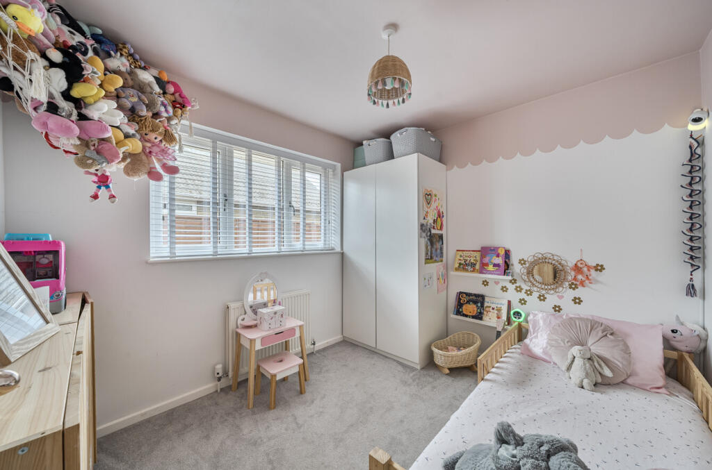 13651311168ed29472b818