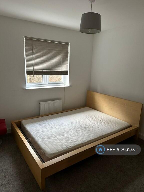 2nd Bedroom