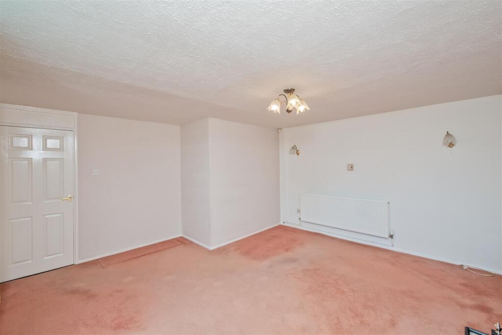 Living Room: