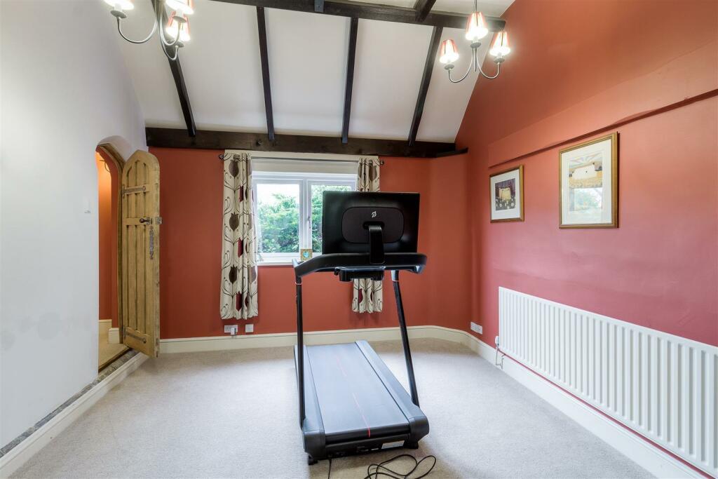 1 Atterton Lane, Witherley