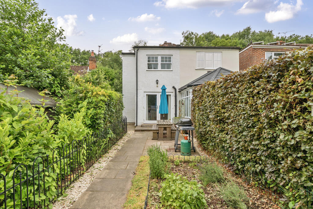 1305937-7-684947d...