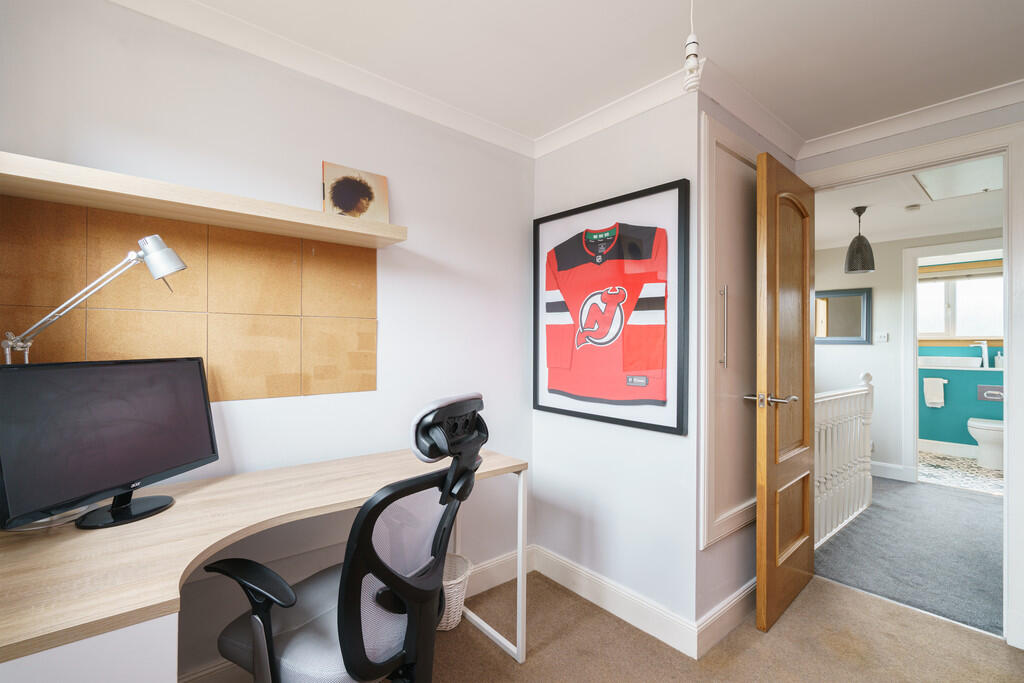 9. Bedroom 2 angl...