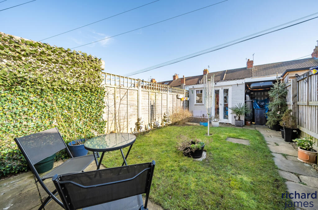 1b9a406ba42e4a97bb50af0dc5a85d14