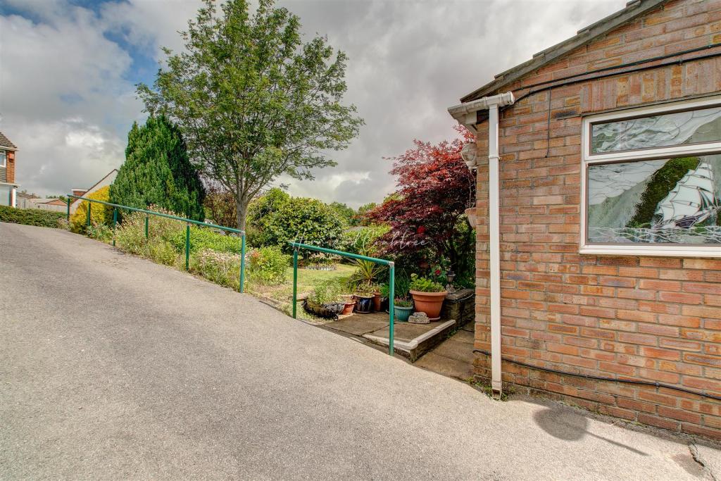 Roundwood, Penylan, HernCrabtree_ (6).jpg