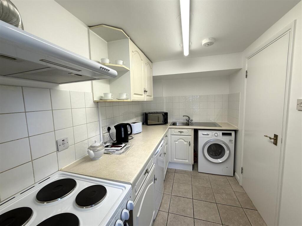 Kitchen.jpeg