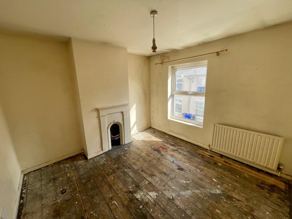 5  Medium  T202509251418.jpg