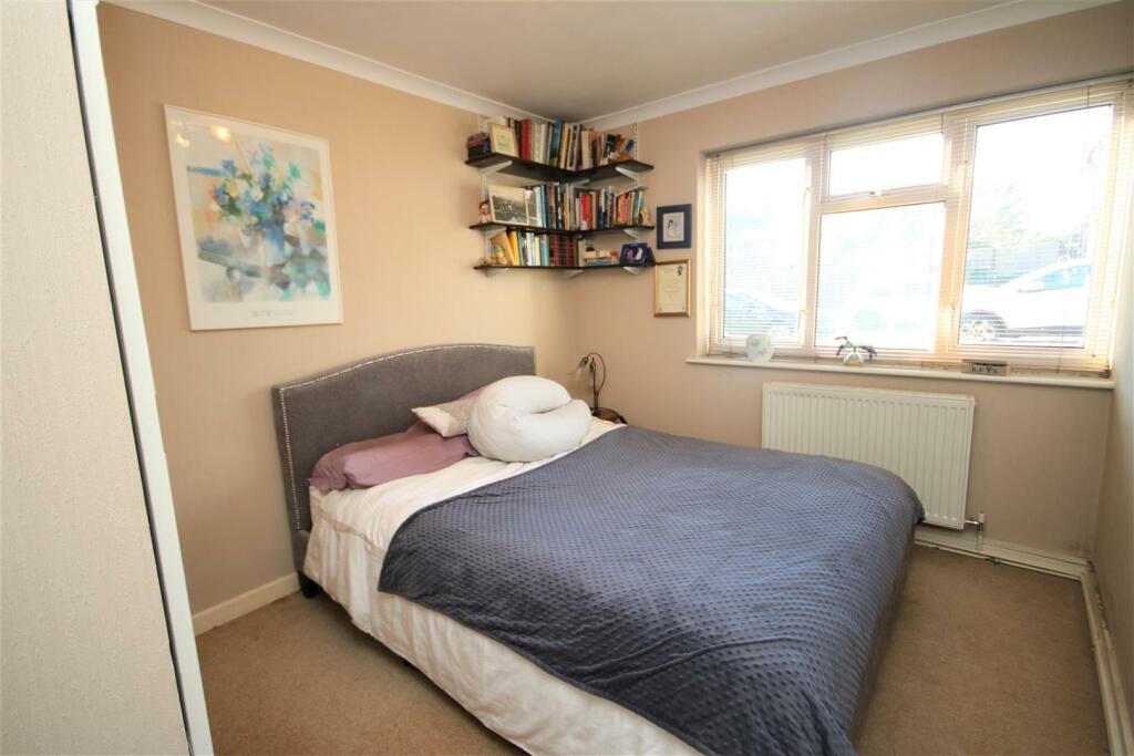 BEDROOM 2: