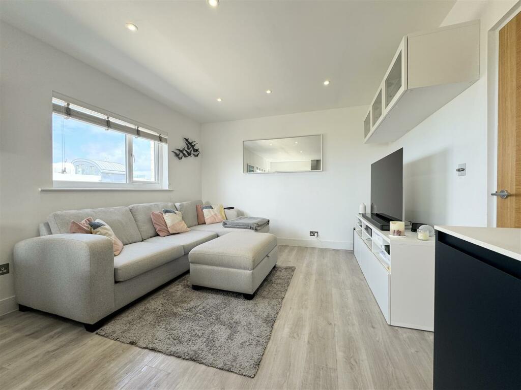 Lounge Area