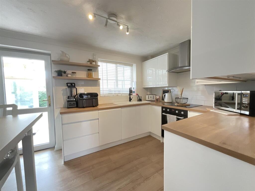 Kitchen/Breakfast Room