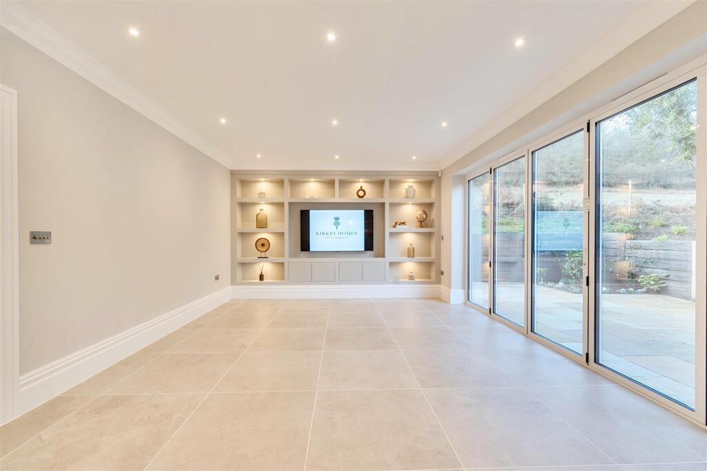 2 Truman Place kitchen.breakfast.family room 7.jpg