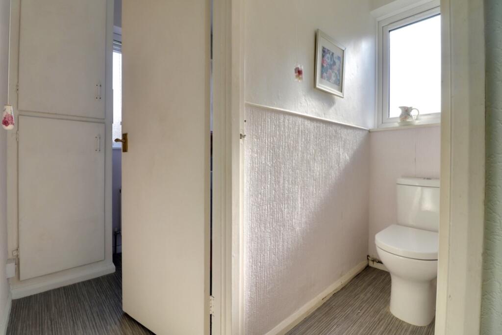WC with partition wall to shower room