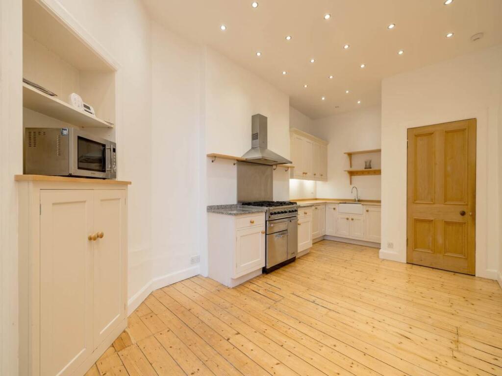 76682_FindhornPlace_