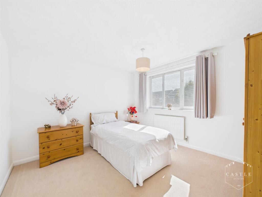 BEDROOM TWO