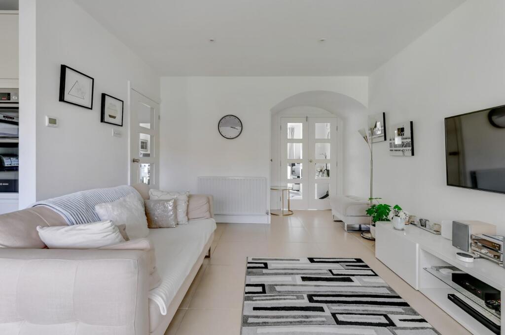 BRIARWOOD ROAD, 31.jpg