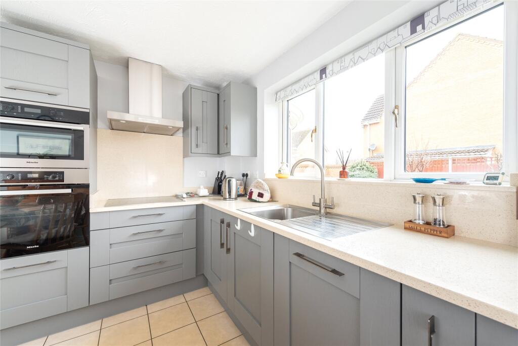 Kitchen/Breakfast Rm