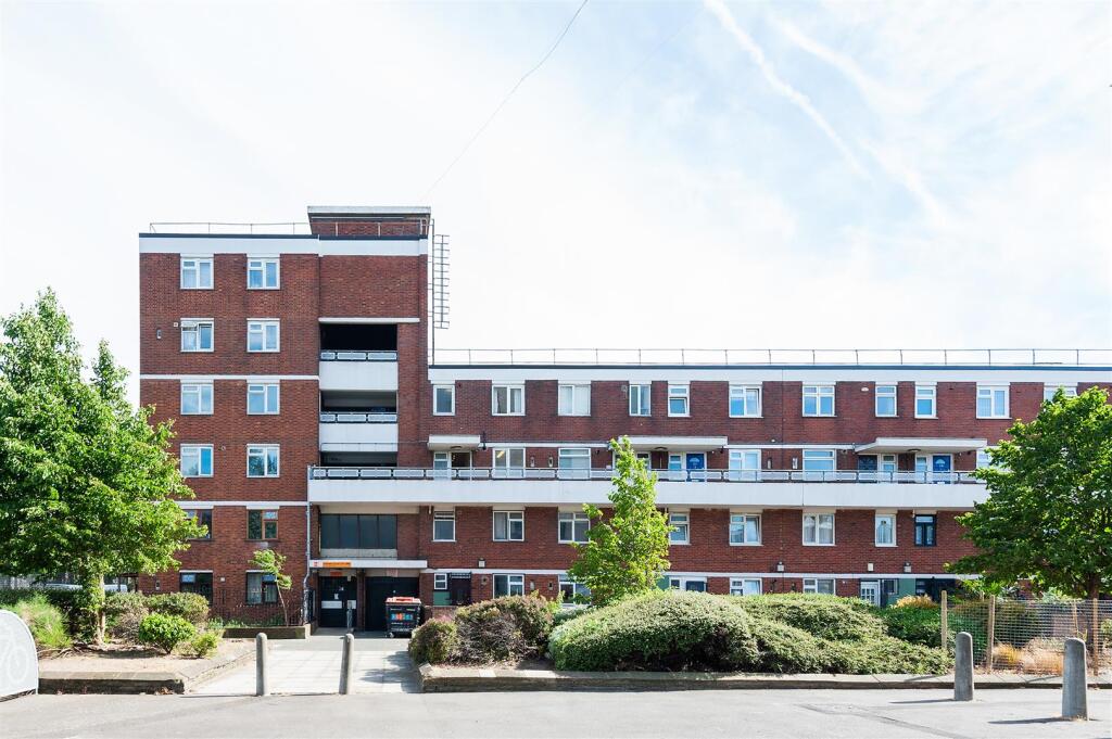 Fellows Court