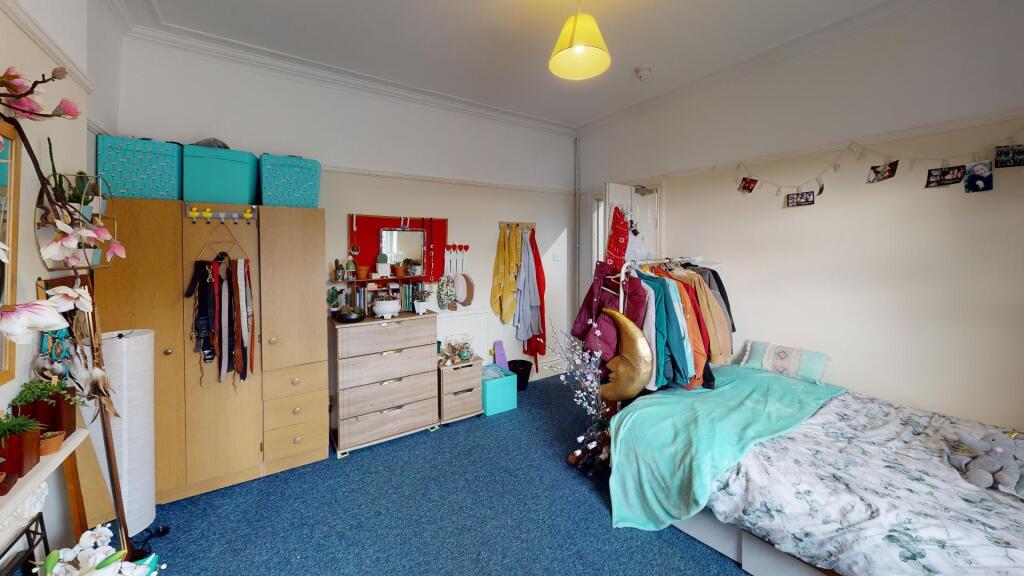 16-Watson-Road-Bedroom(3).jpg