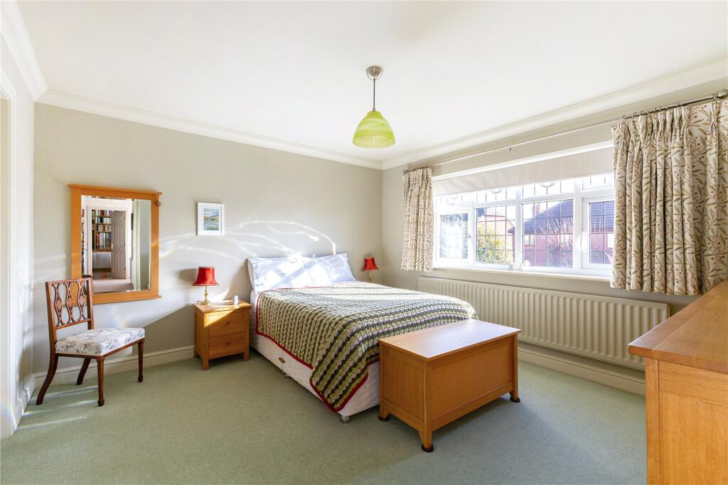 Viburnum Close, Cheltenham, Gloucestershire, GL50