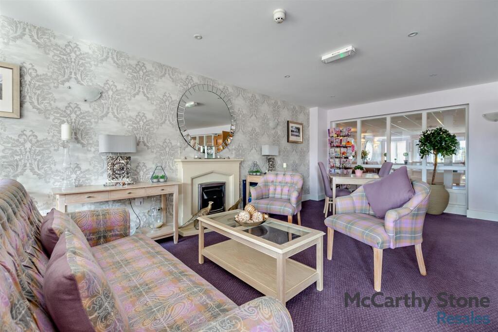 8638745-interior18-800.jpg
