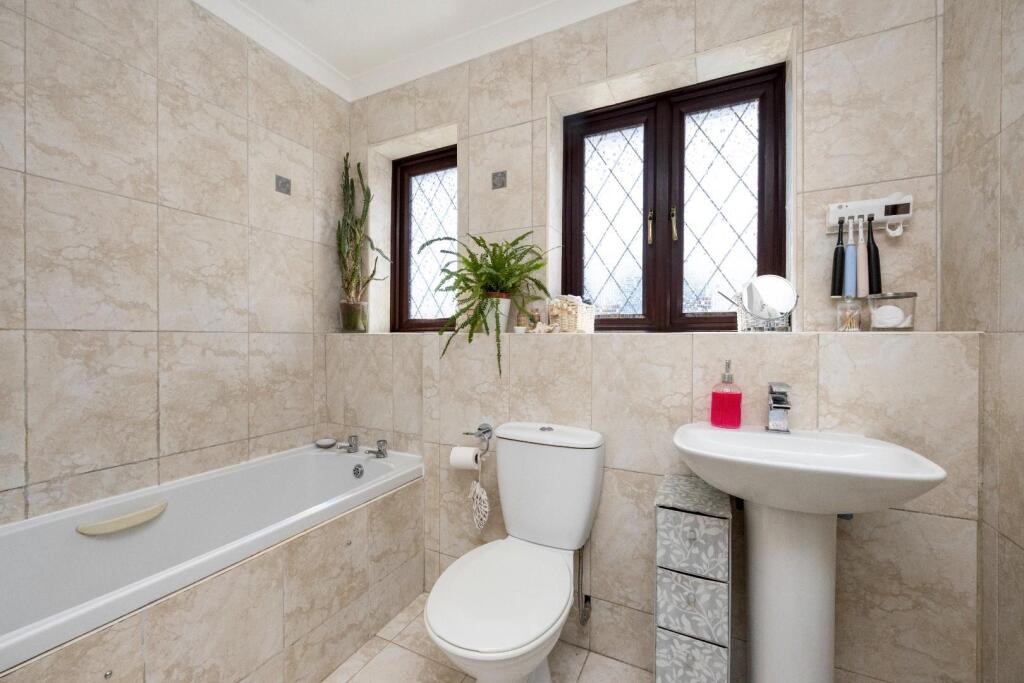 Hurstfield, 47-003.JPG