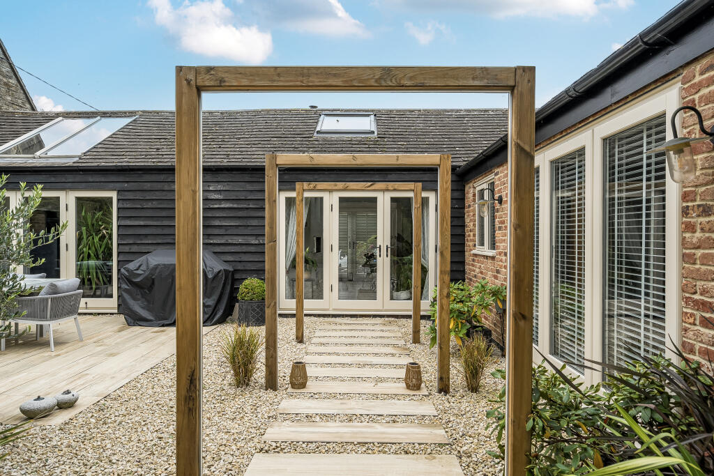 13688512368ed257f53f20