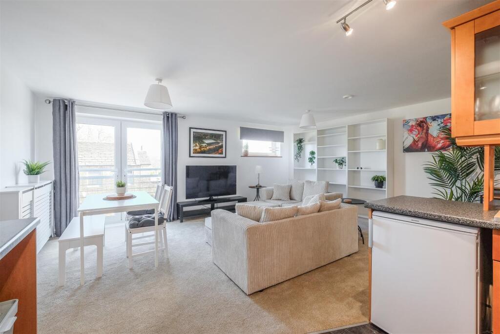 Kitchen/Living Room