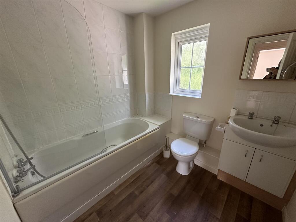 Bathroom.jpeg
