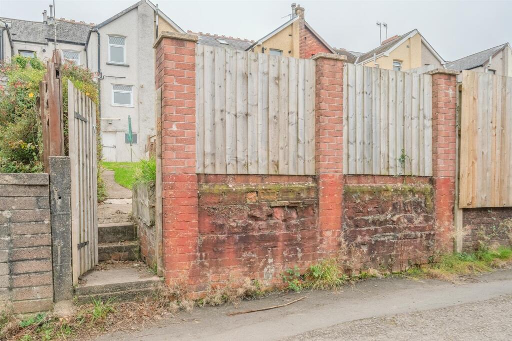 46 Fowler Street-16.jpg