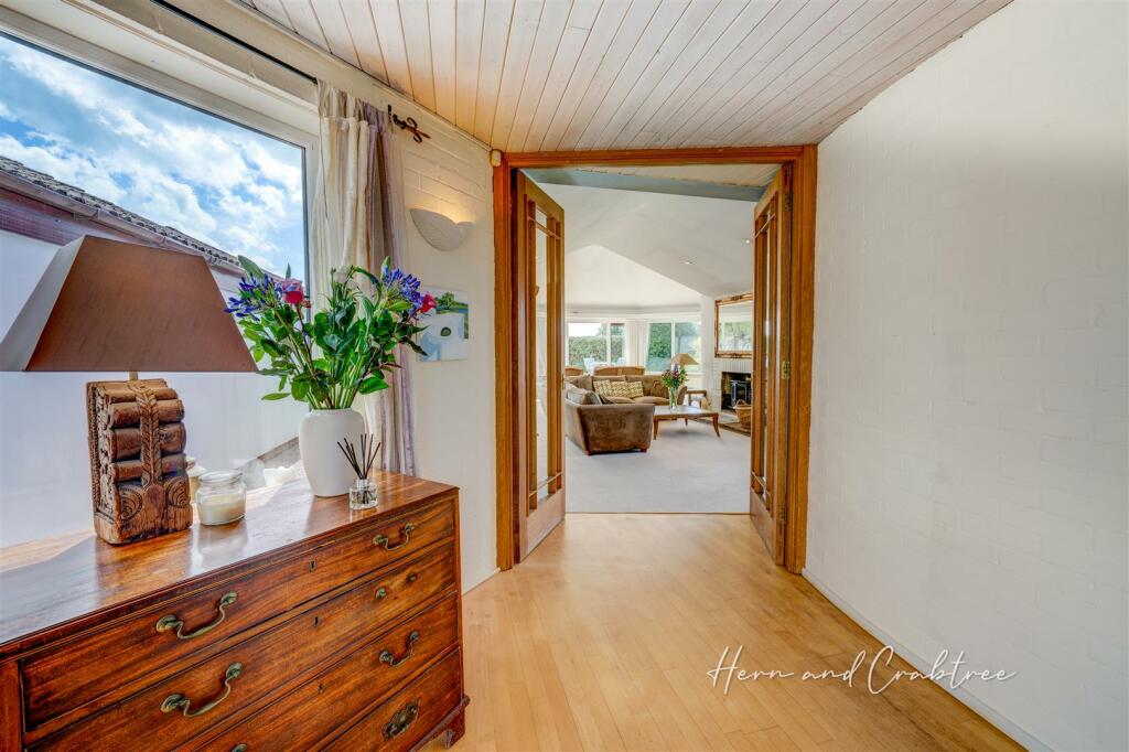 Wellfield Court, Marshfield, HernCrabtree (22).jpg