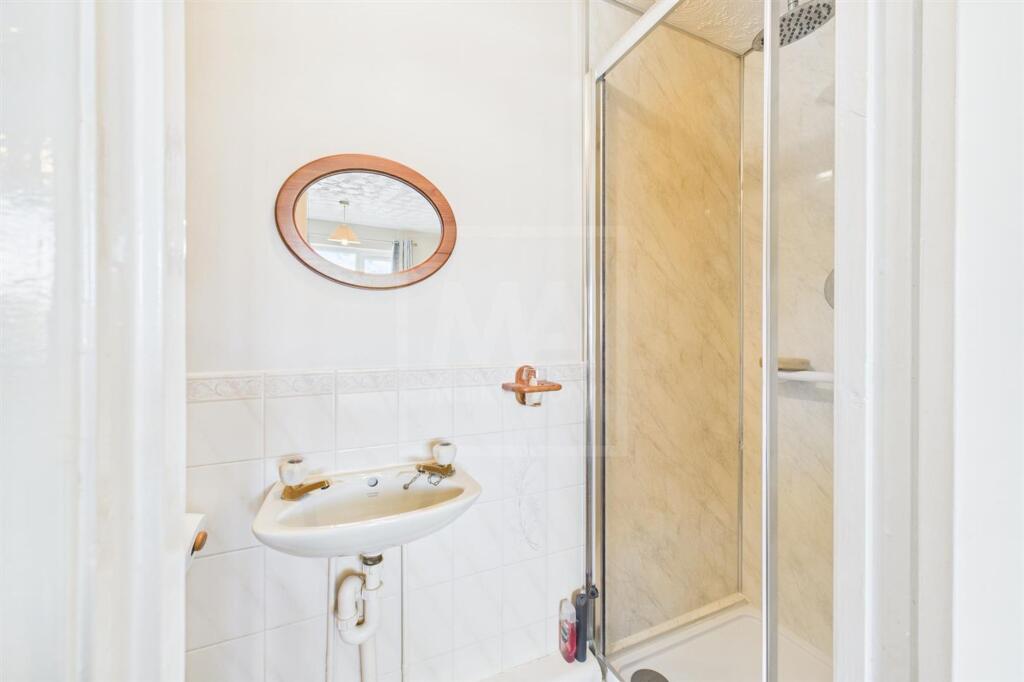 Fairhaven Close, Great Sankey, WA5