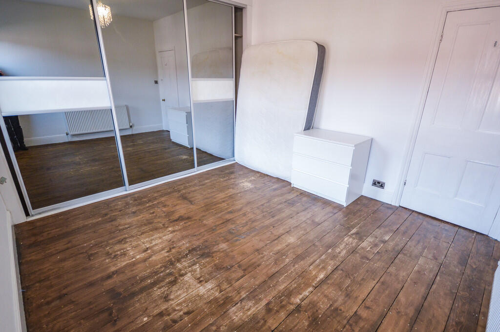 Master Bedroom 5