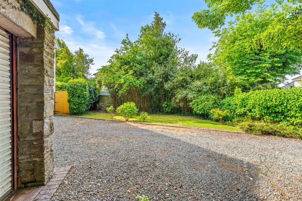 Hendre Close, Hern Crabtree (26).jpg