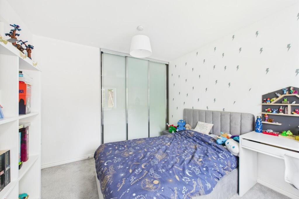 CAM04106G0-PR0146-STILL025 - Copy.jpg