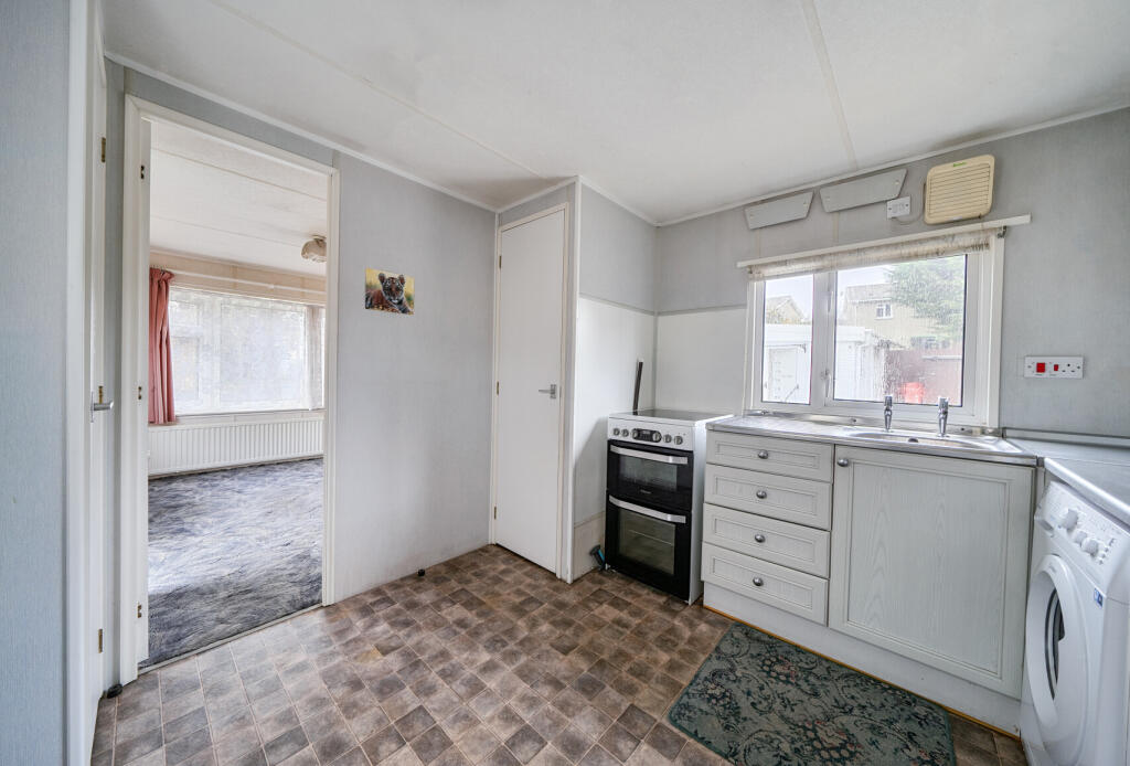 1380688-15-6911d9...