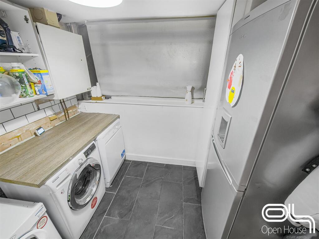 Measham Road (21).jpg