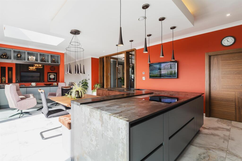 Dining Kitchen
