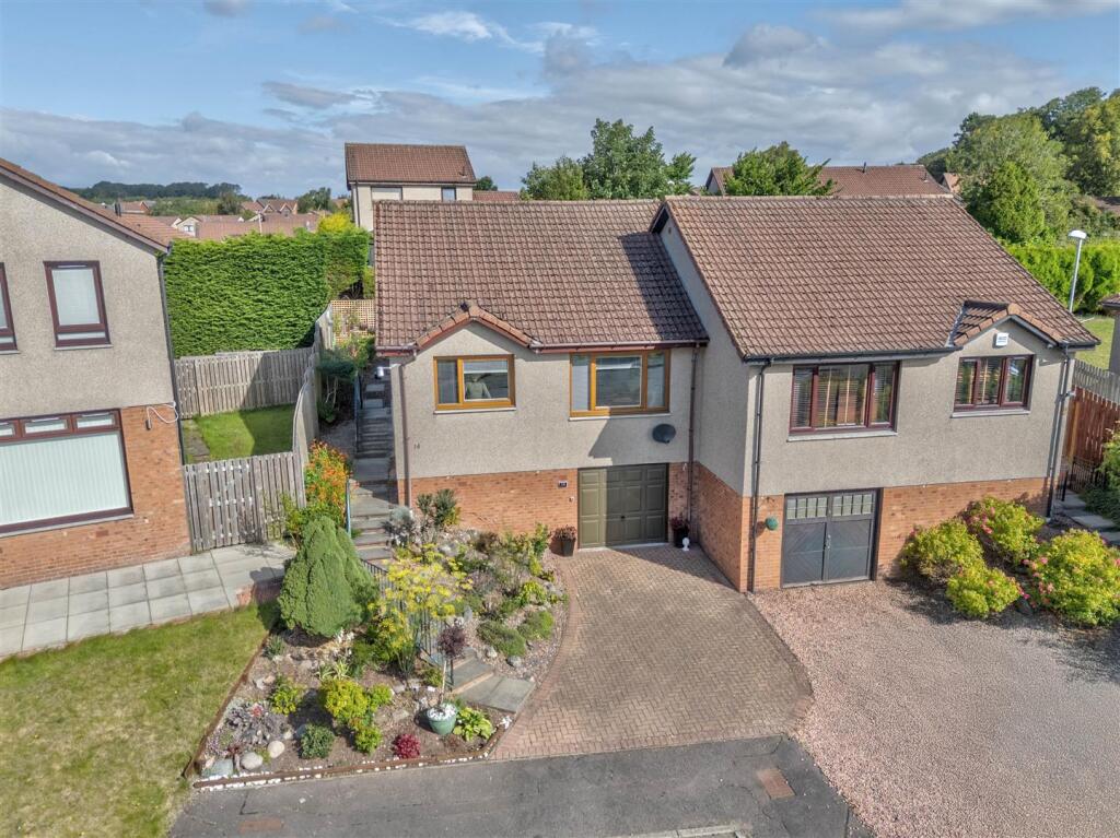 14 Ardestie Place Monifieth Edits-8.JPG